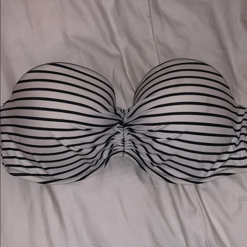 Striped Victoria’s Secret strapless bikini top